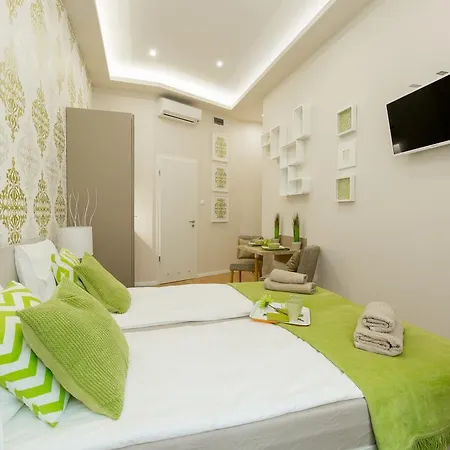 Apartment Holiday Colours Budapest